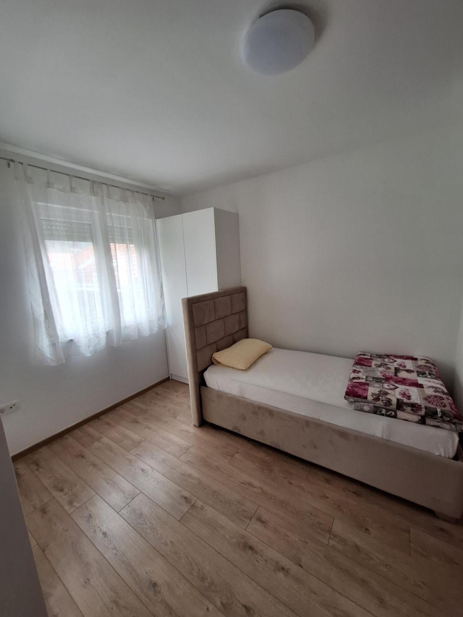 Apartment Enjoy Free Private Parking Mostar Exterior photo