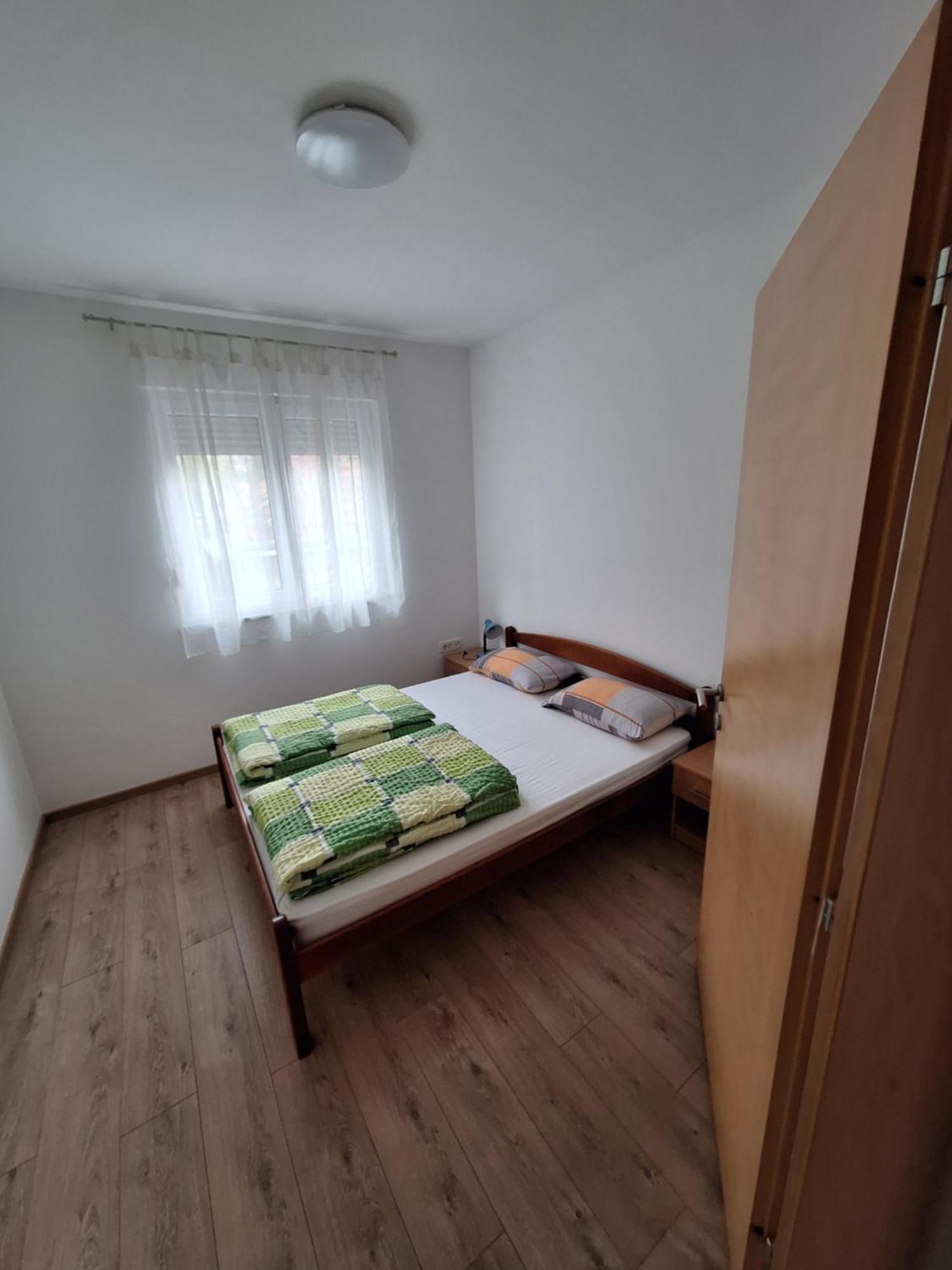 Apartment Enjoy Free Private Parking Mostar Exterior photo
