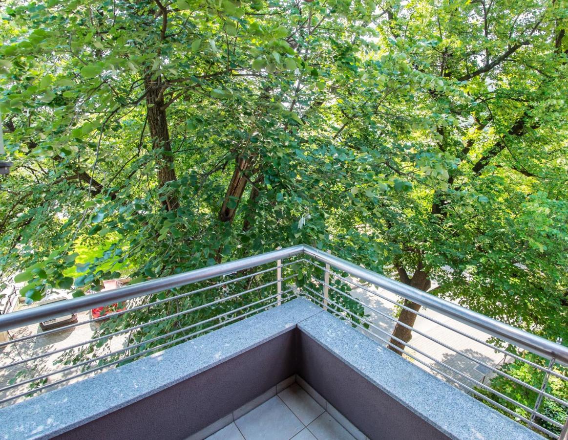 Apartment Enjoy Free Private Parking Mostar Exterior photo